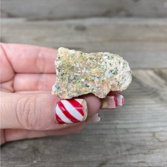 Raw Red Calcite Pieces - Small x3 - Picture 3 of 6